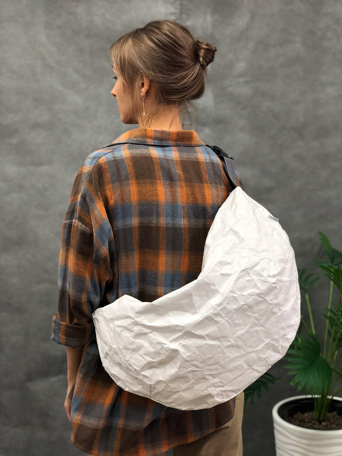 Сумка Hobo Shanti White